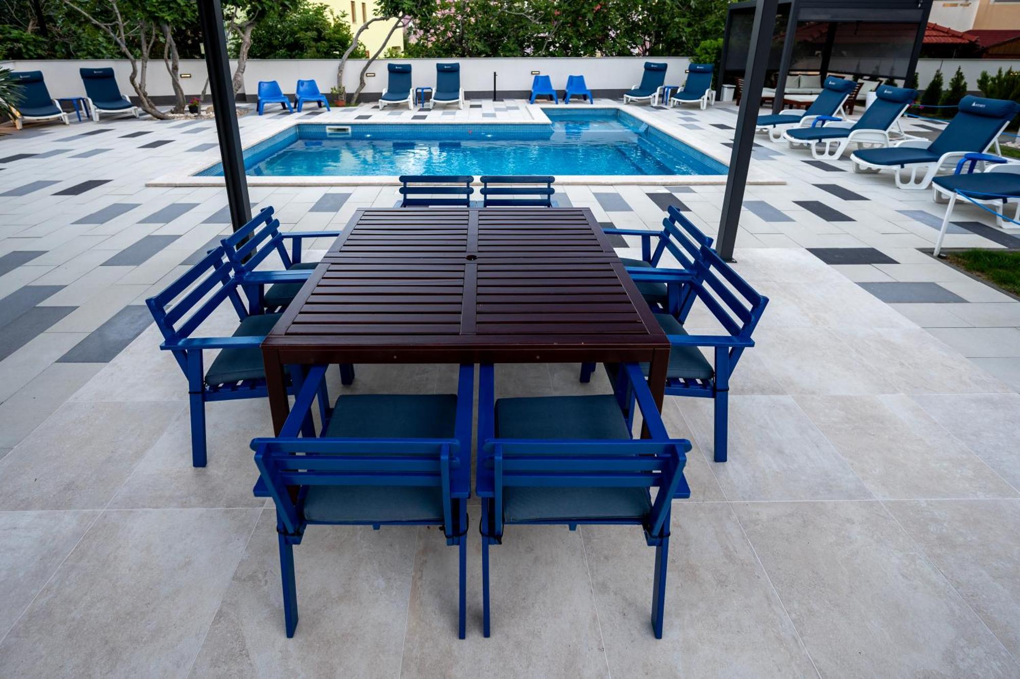 Adorami Apartments Baska  Luaran gambar