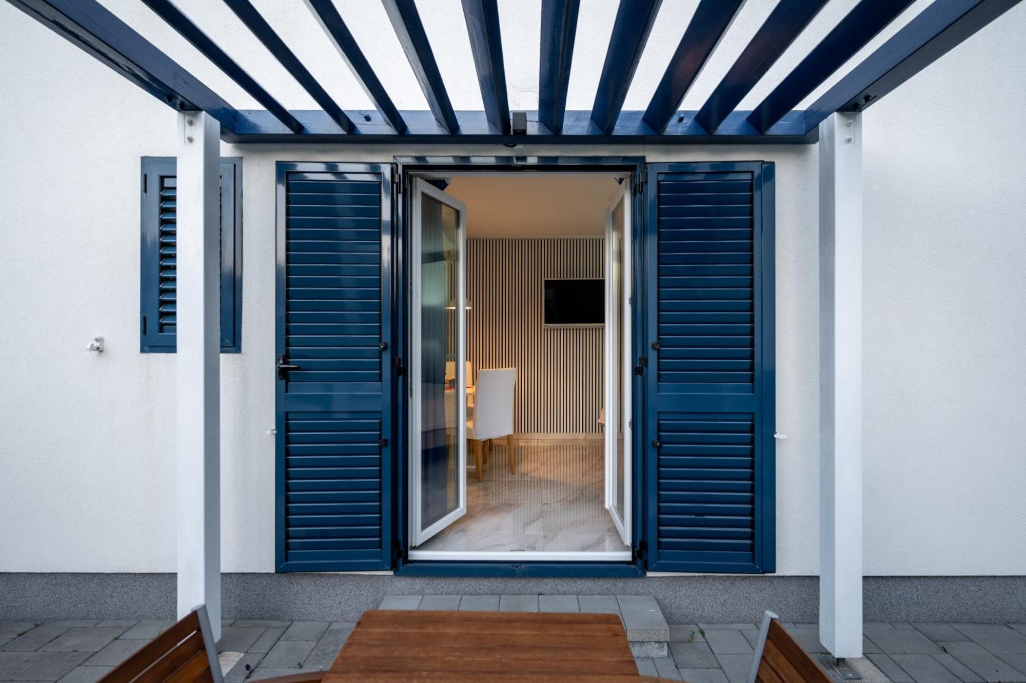 Adorami Apartments Baska  Luaran gambar