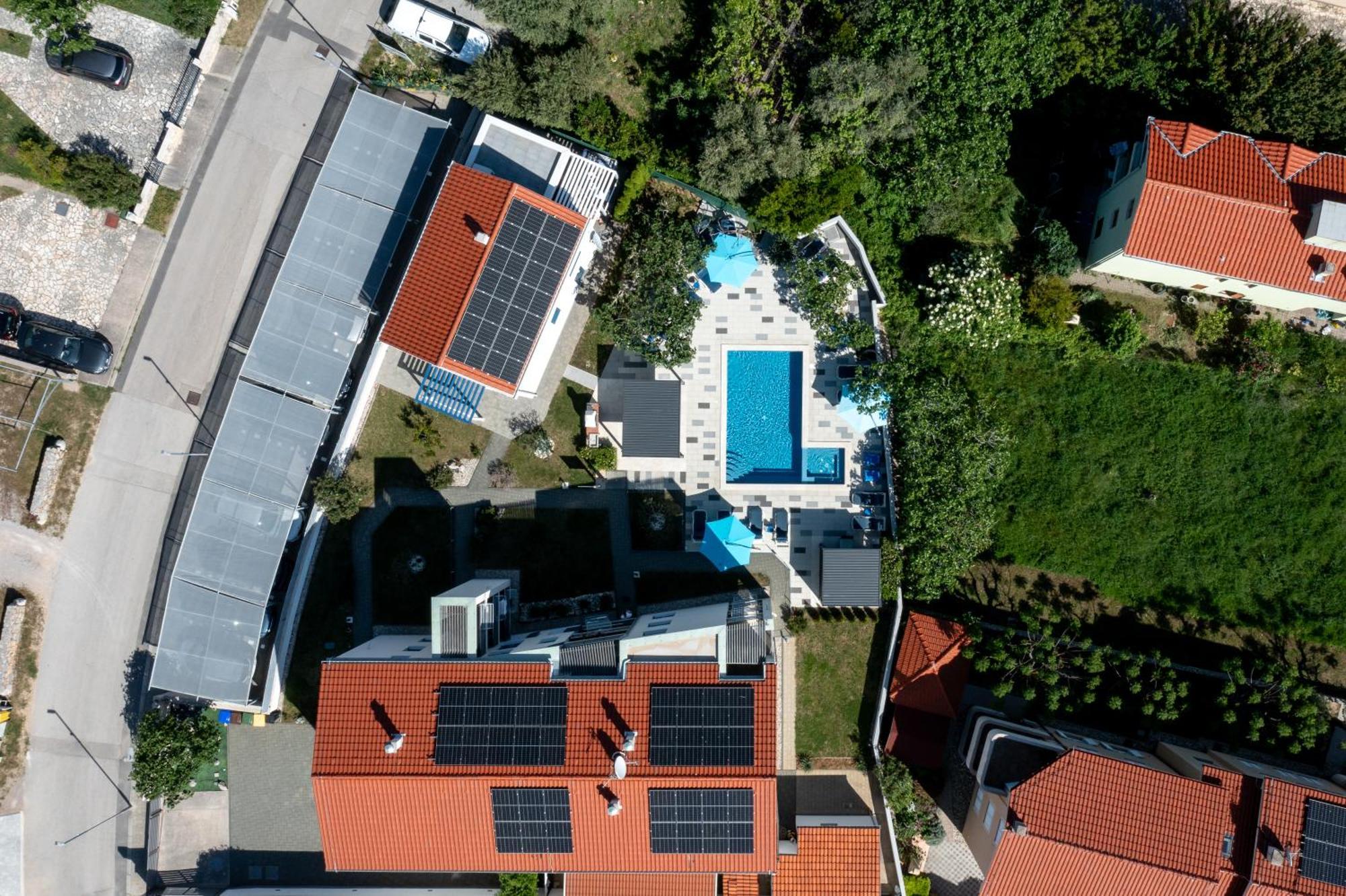 Adorami Apartments Baska  Luaran gambar