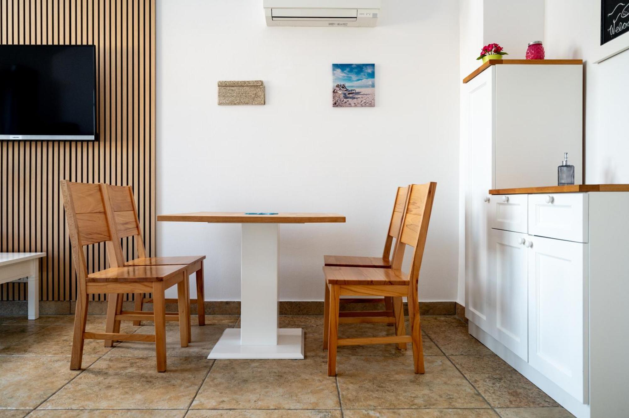 Adorami Apartments Baska  Luaran gambar
