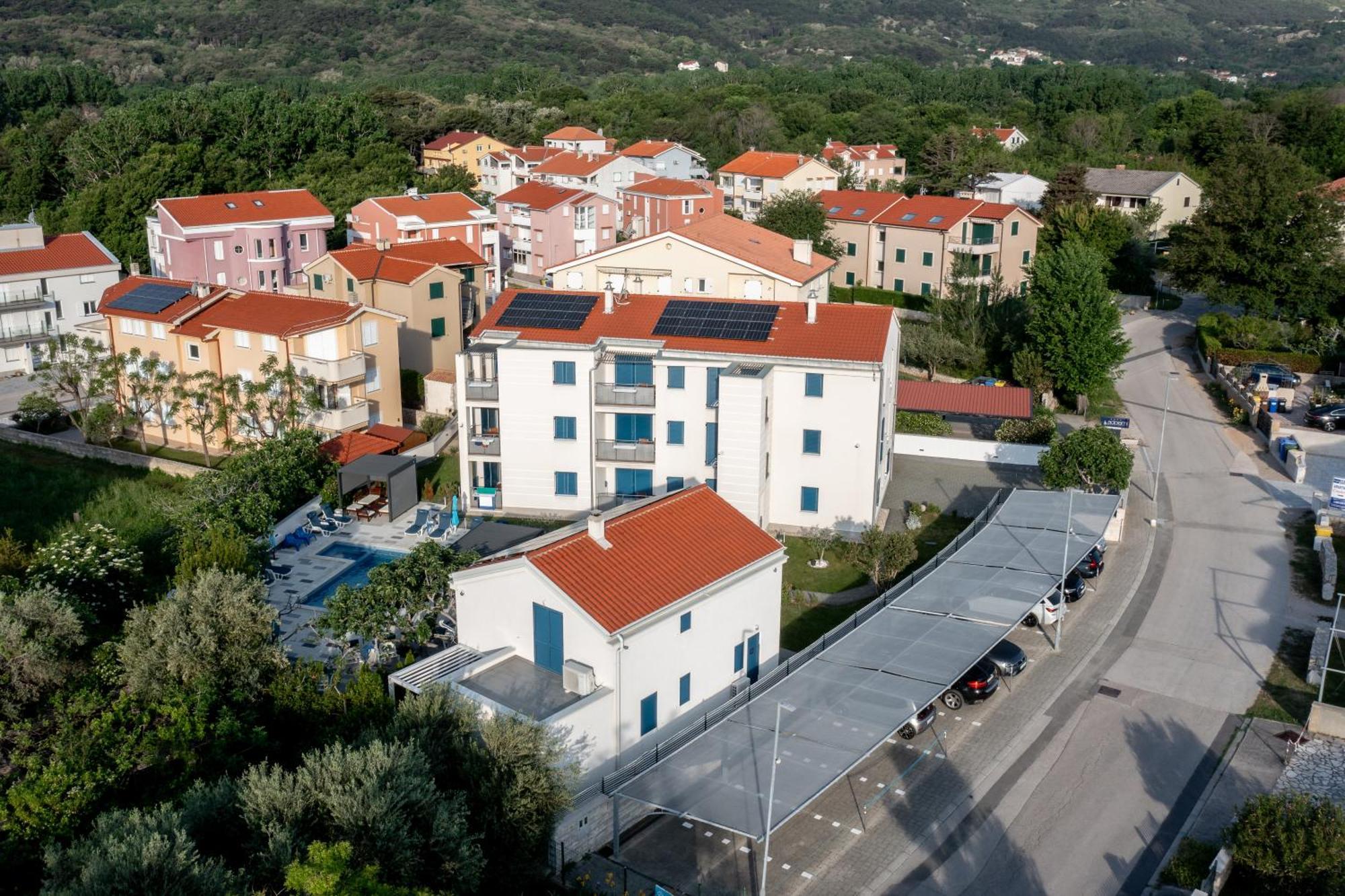 Adorami Apartments Baska  Luaran gambar