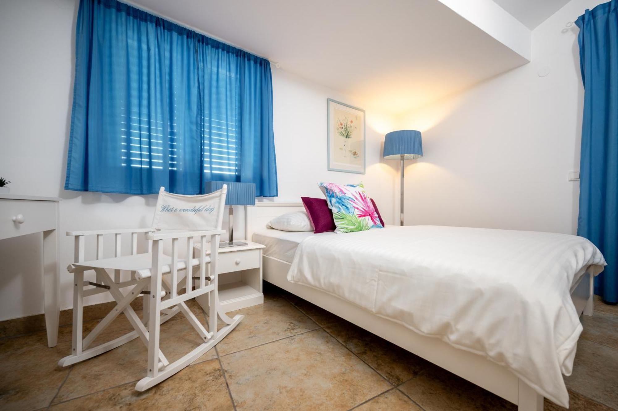 Adorami Apartments Baska  Luaran gambar
