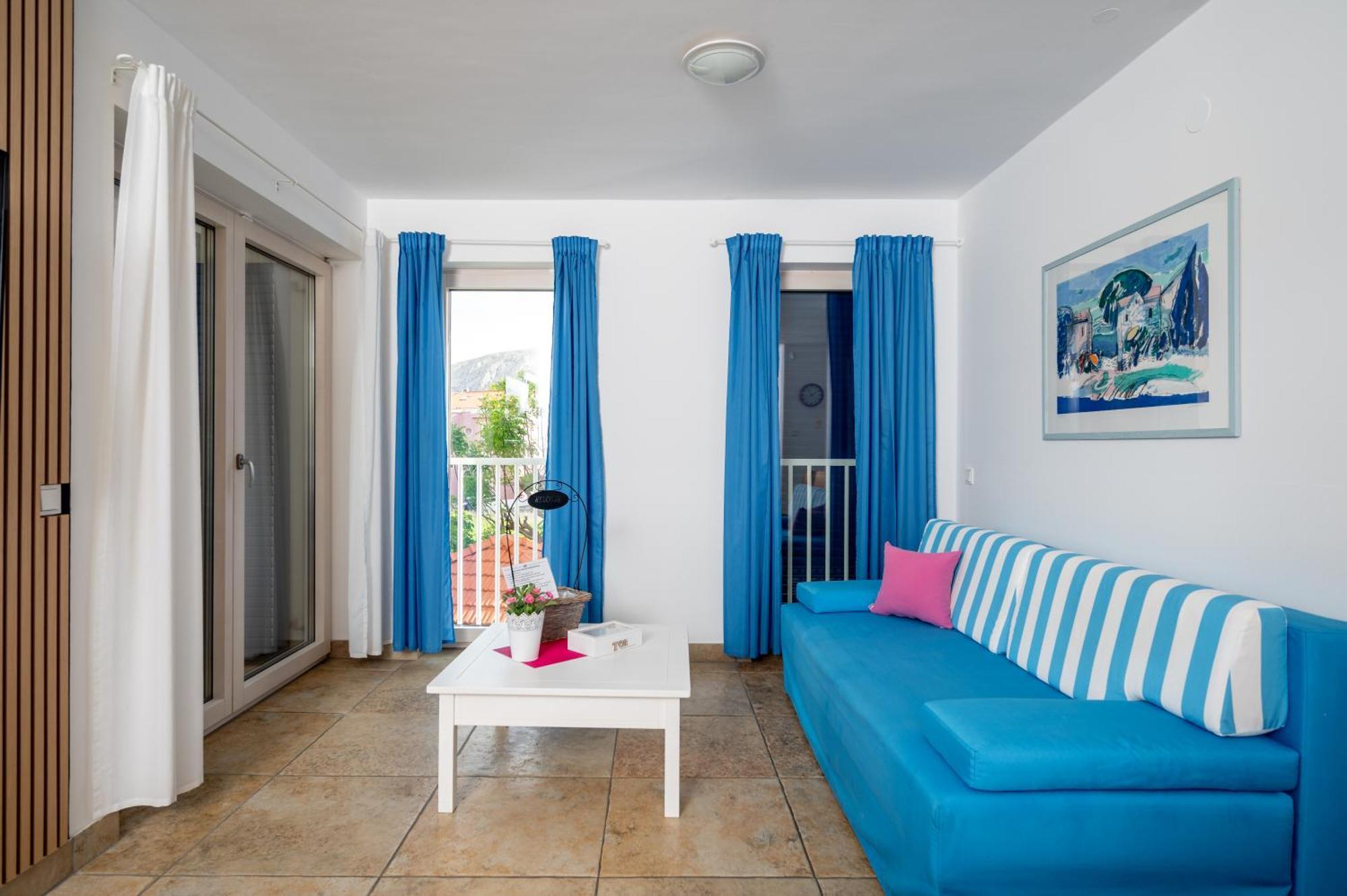 Adorami Apartments Baska  Luaran gambar