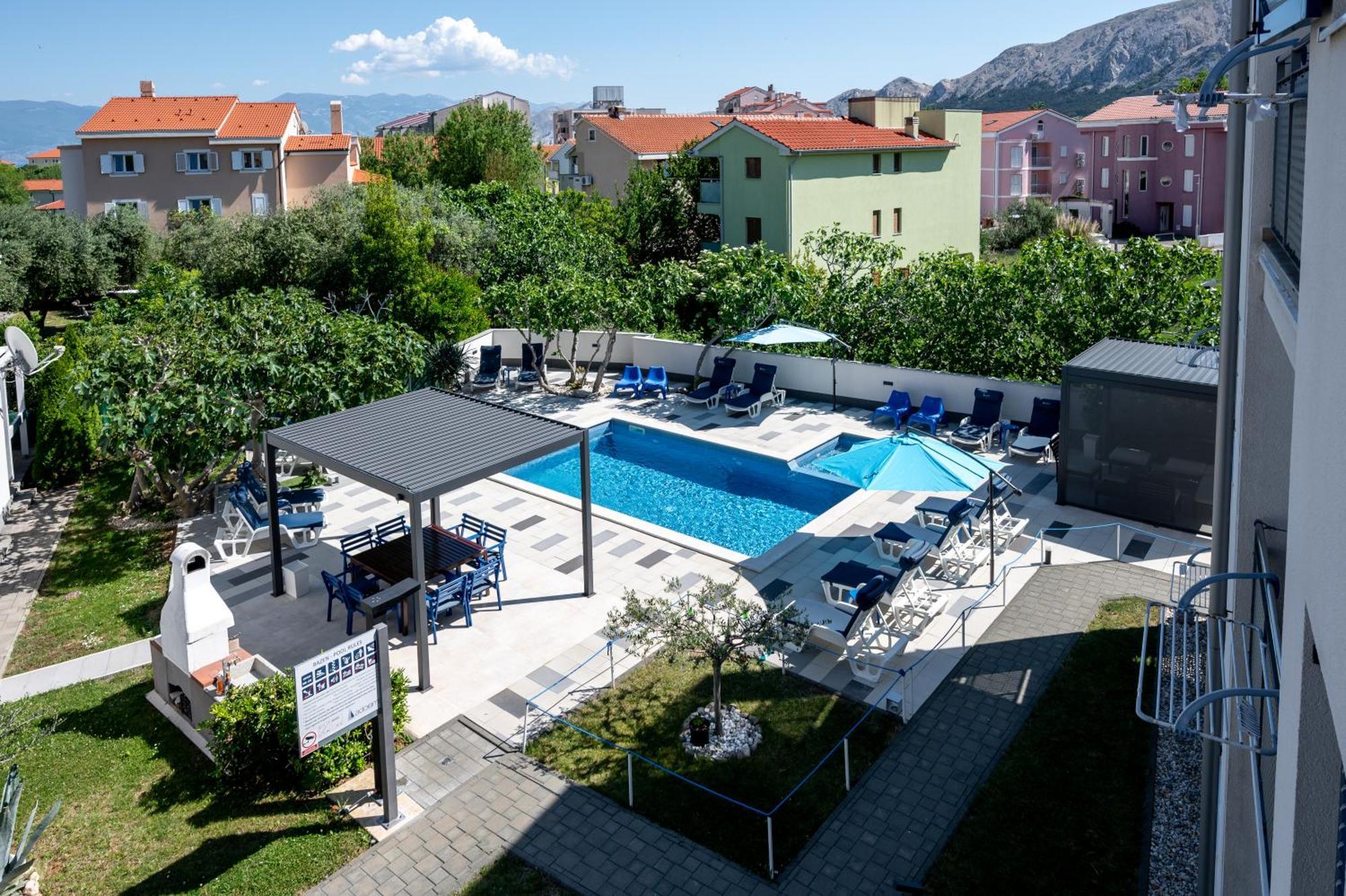 Adorami Apartments Baska  Luaran gambar